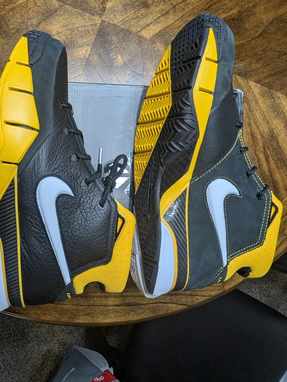 Nike performance basketball